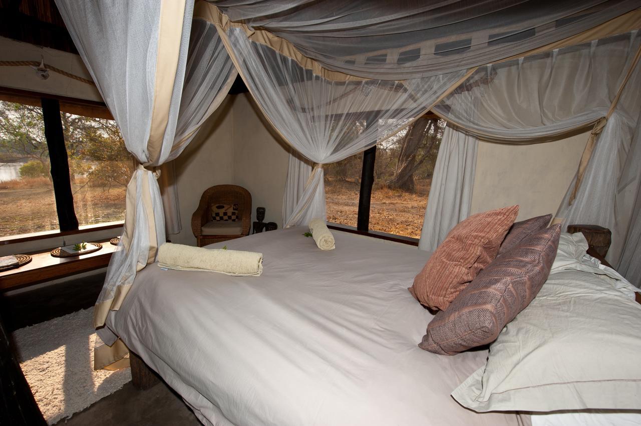 Hippo Lodge Kafue Eksteriør bilde