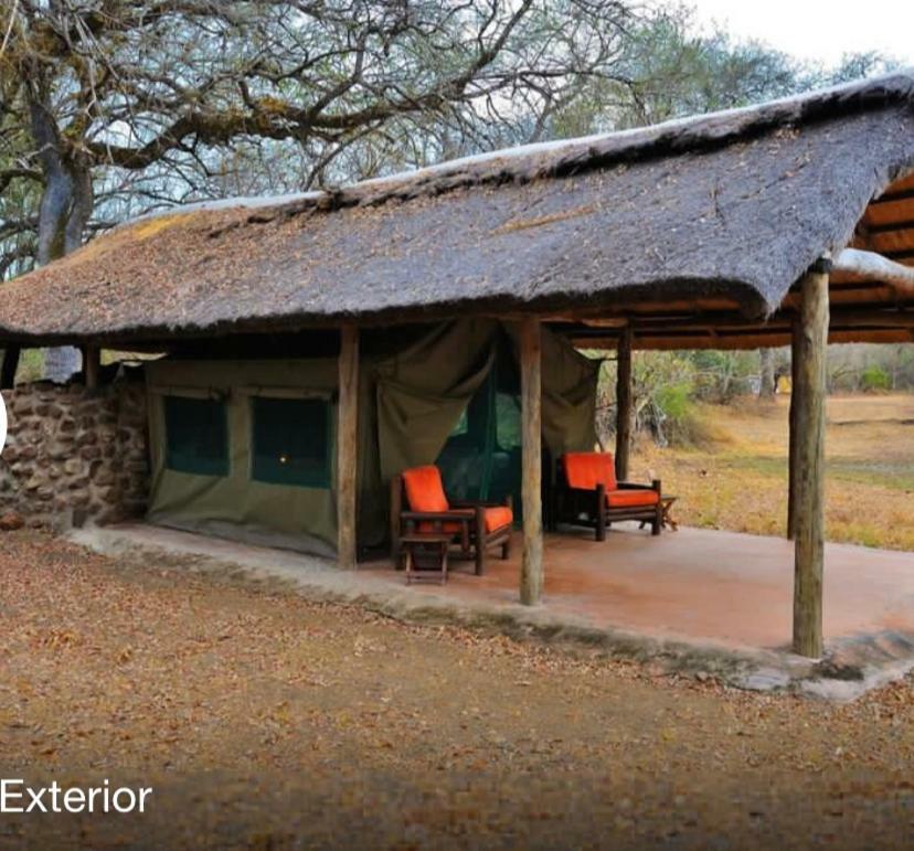 Hippo Lodge Kafue Eksteriør bilde